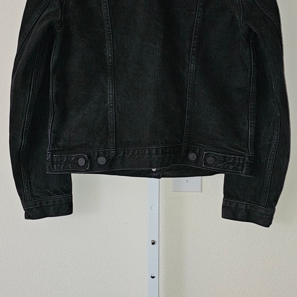 *RARE* APPLE WWDC 2017 x LEVI'S Women's Black Denim Trucker Button Jacket Sz M - Picture 9 of 15